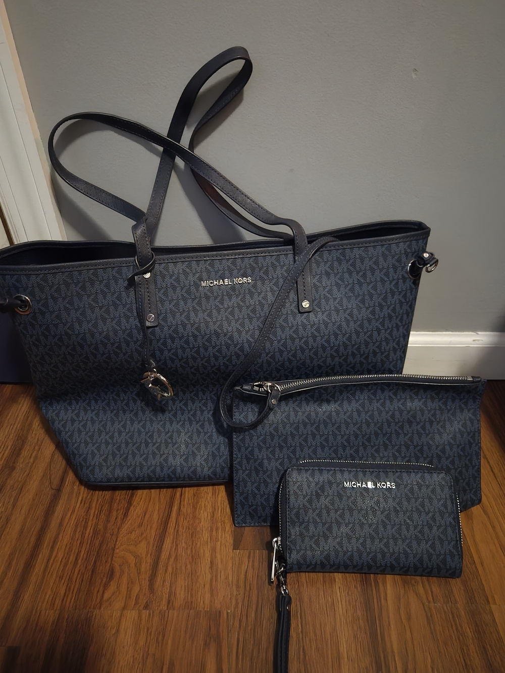 Michael Kors Navy Signature Tote Set